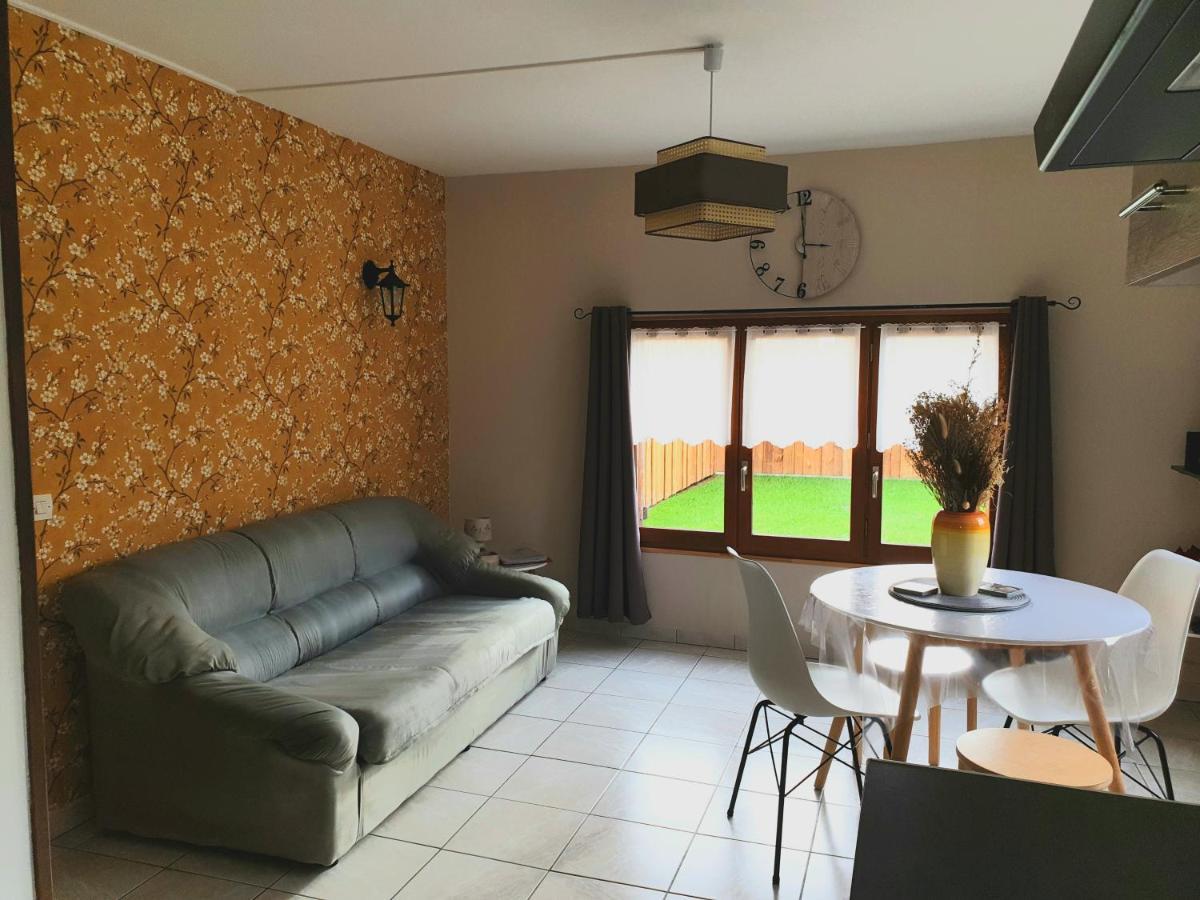 Revedelac Meuble Tout Confort Bremes Exterior foto